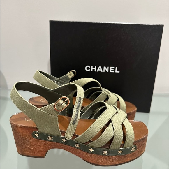 Chanel cloth mules & clogs - Picture 5 of 10
